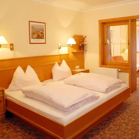 Panoramahotel Guertl Haus im Ennstal