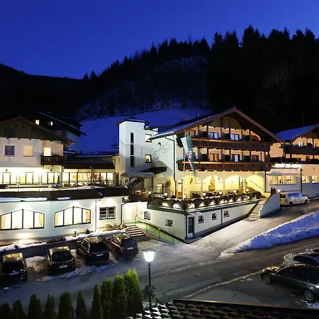 Panoramahotel Guertl Hotel Haus im Ennstal