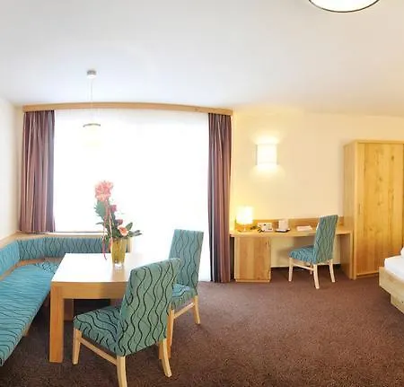 Panoramahotel Guertl Haus im Ennstal