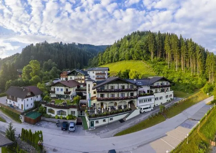 Panoramahotel Guertl Hotel 3*