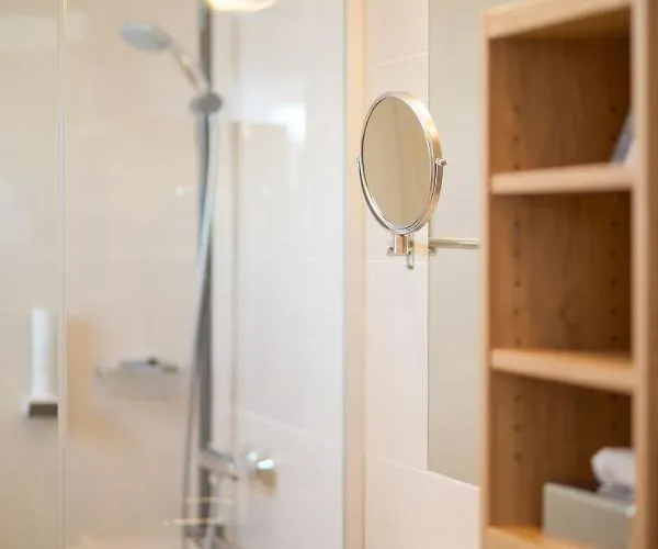 فندق Panoramahotel Guertl هاوس إم إنيستال