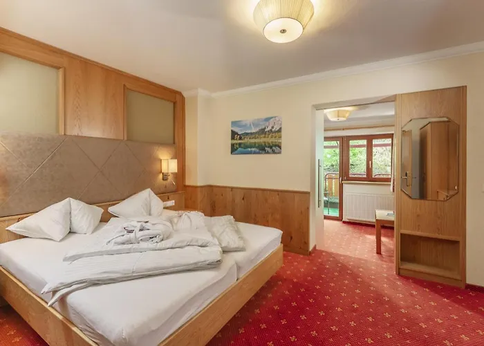 فندق Panoramahotel Guertl