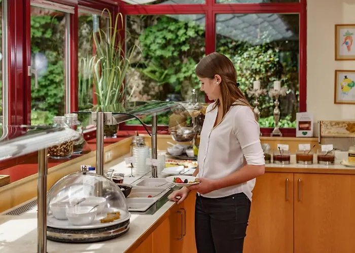 فندق Panoramahotel Guertl هاوس إم إنيستال